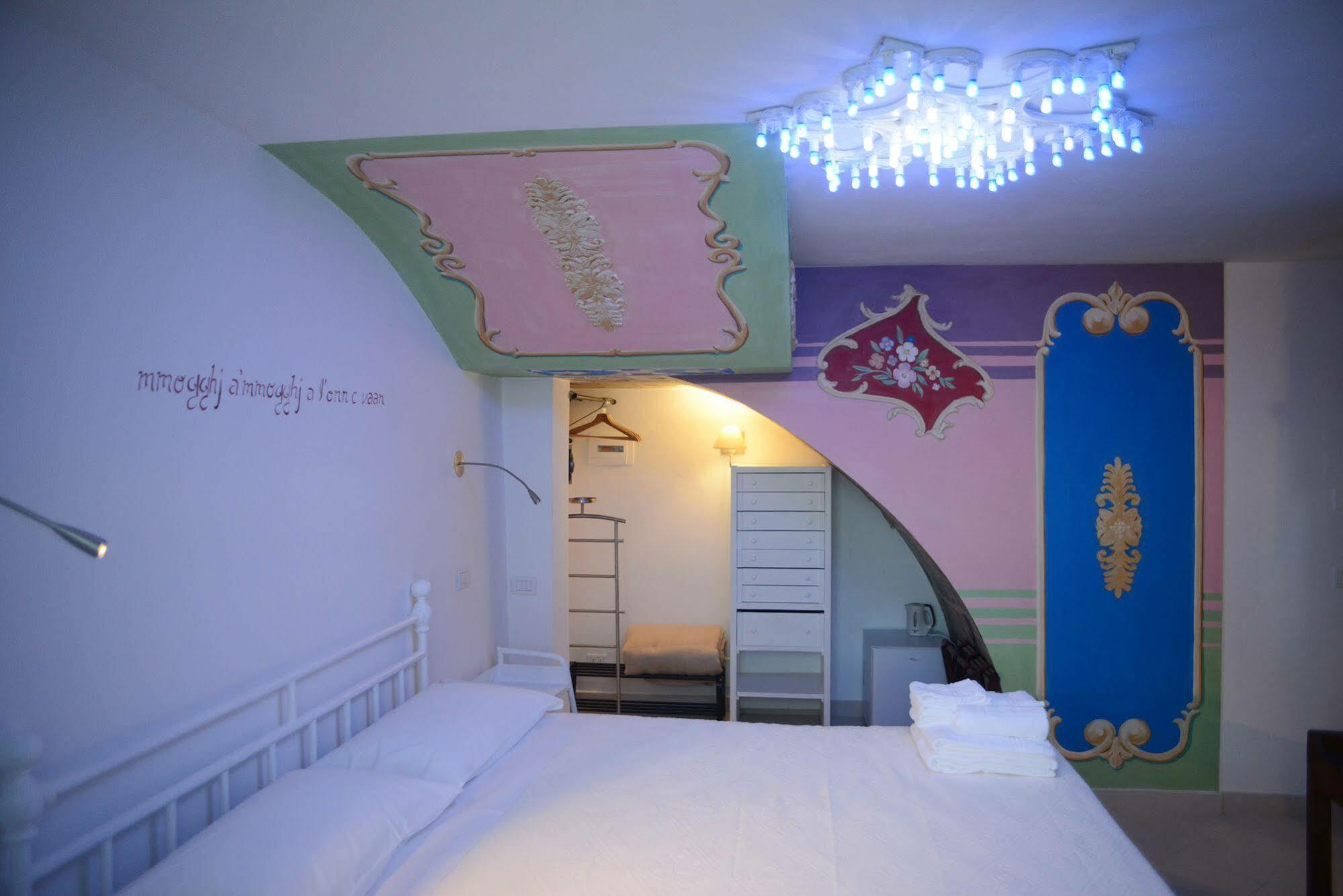 Casa Diva Hotel Матера Екстериор снимка